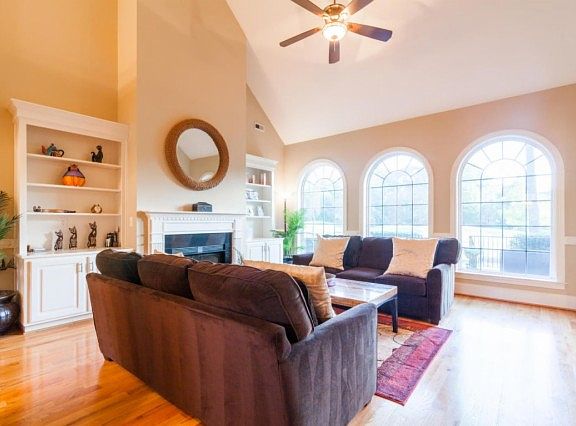 5th image of 4246 Persimmon Woods Dr