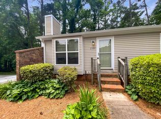 5901 Suncreek Ct, Raleigh, NC 27606