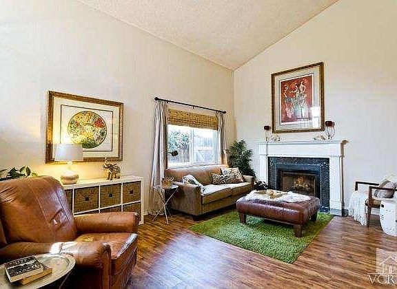 3rd image of 1121 Port Cir