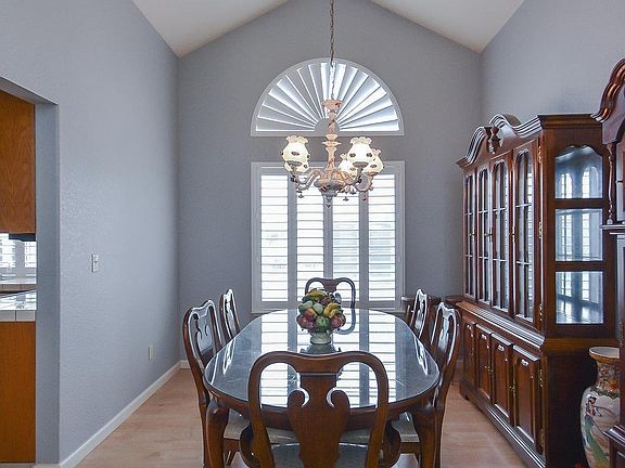 5th image of 14604 Cedar Valley Dr