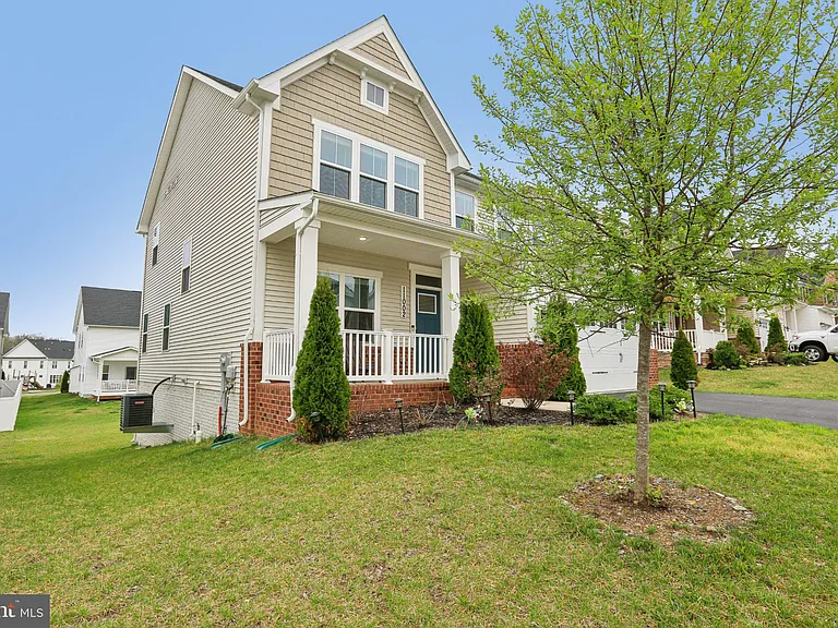 11002 Cornerstone Ln — Photo 3