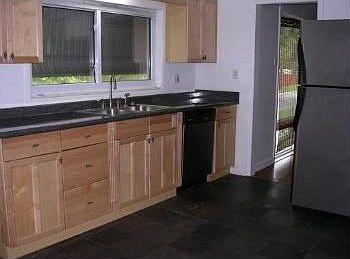 2nd image of 1100 Sedeeva St