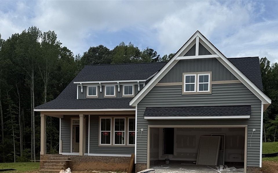 2nd image of 3065 Miller Farm Ct