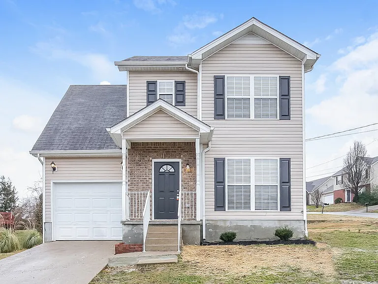 1103 Phelissa Dr — Photo 1