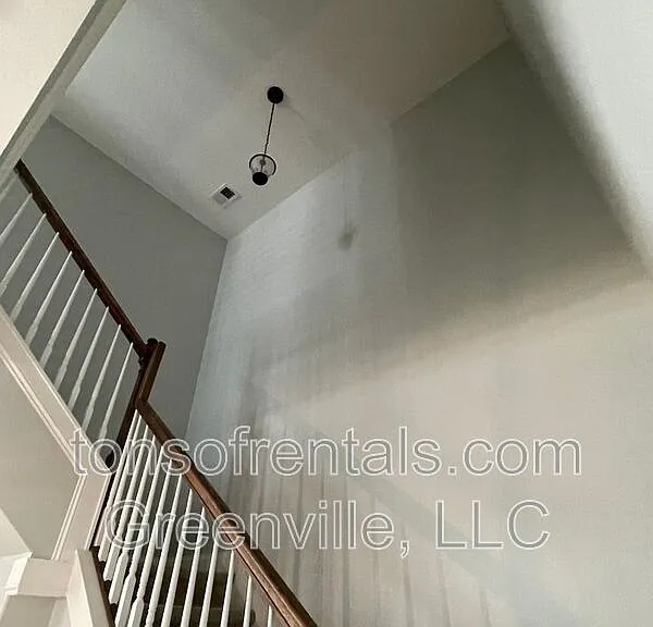 536 Twin Lake Rd — Photo 8