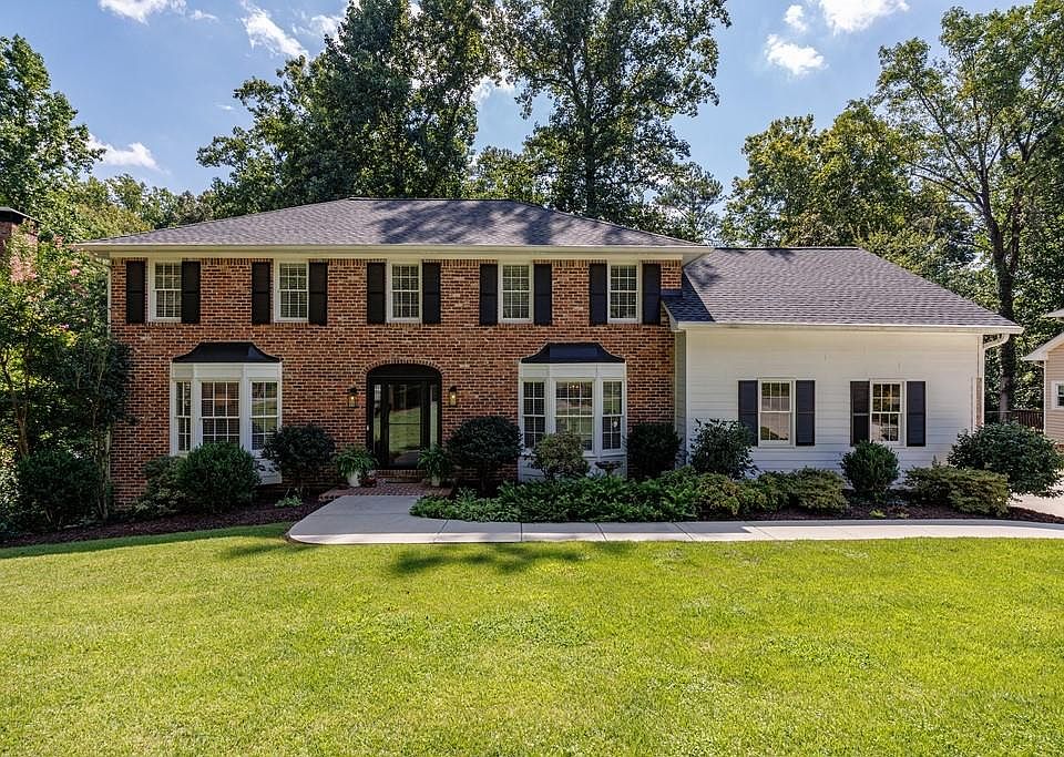 1st image of 288 Millbrook Farm Rd