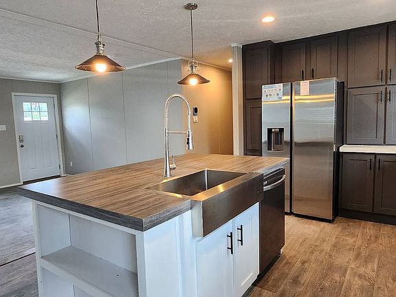 2nd image of 1366 Trinidad Ln