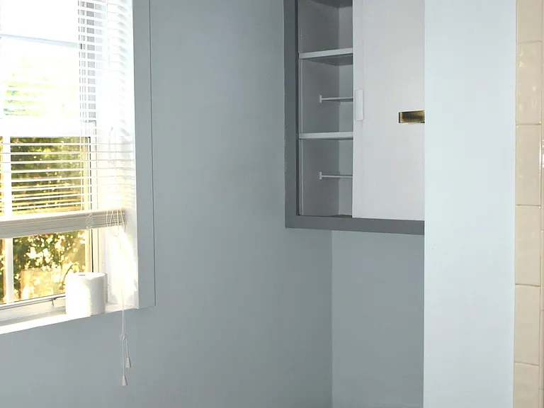 2836 Ionic Ave — Photo 12