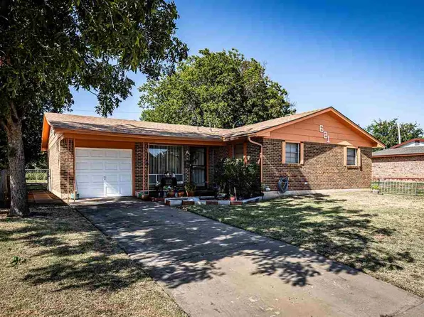 621 SW Arbuckle Ave, Lawton, OK 73501