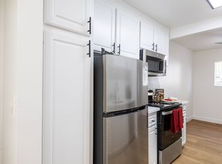 Sunnyvale Crossings Apartments, Sunnyvale, CA 94087