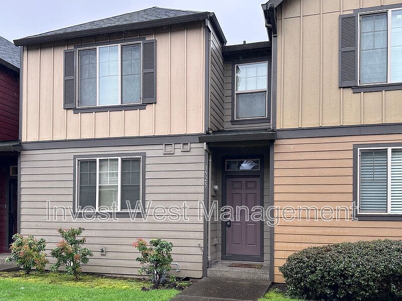 1st image of 1525 NE 87th Way