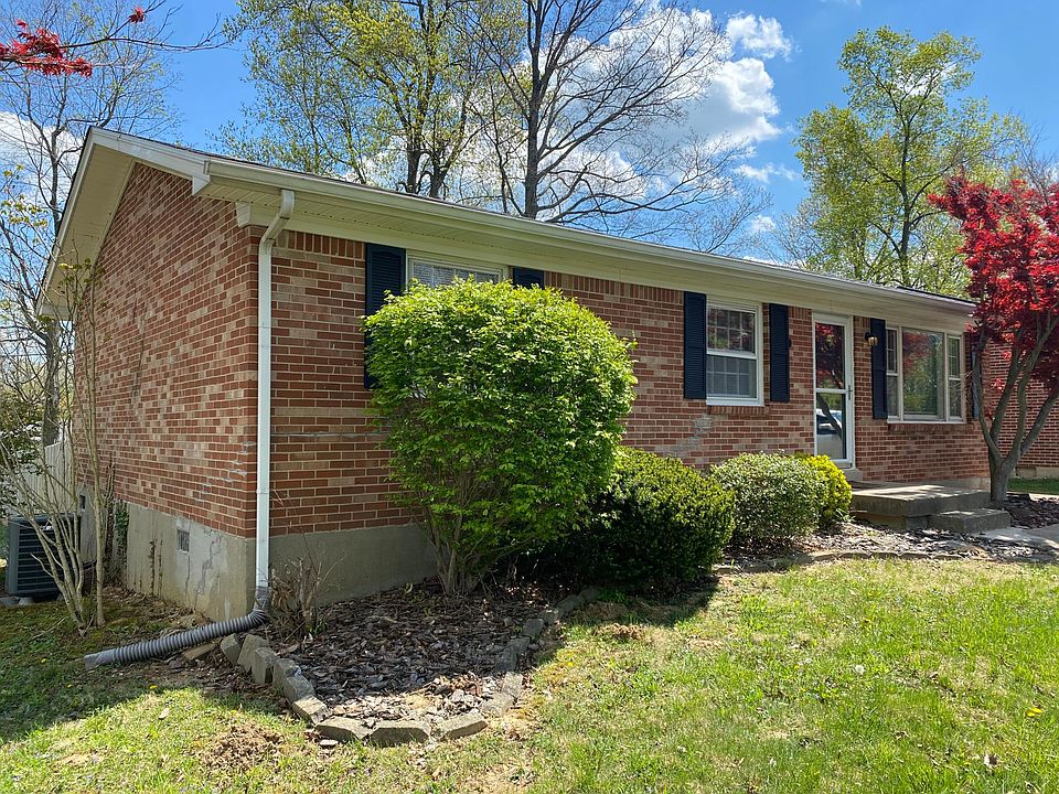 1st image of 100 Brookfield Dr