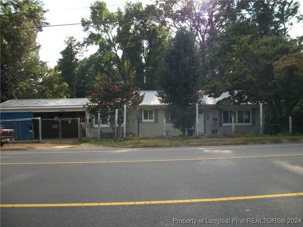 506 S 7th St, Sanford, NC 27330