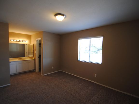 4th image of 5509 E Dragoon Ave