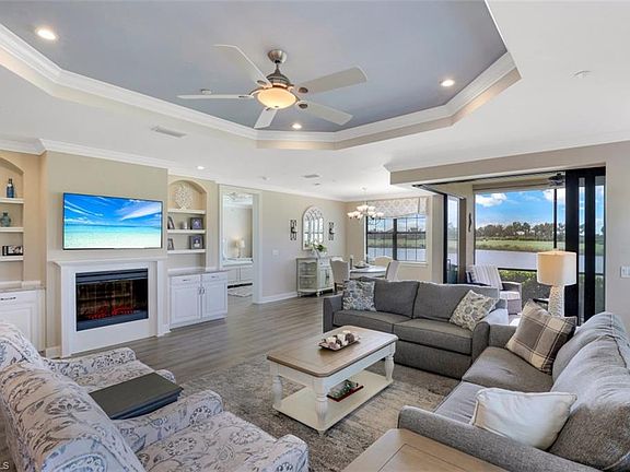 2nd image of 8776 Bellano Ct #104