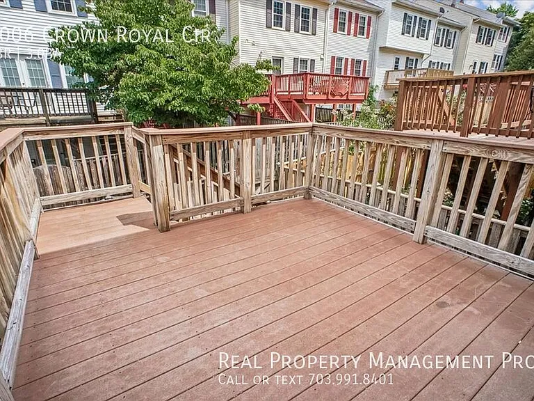 6006 Crown Royal Cir — Photo 29