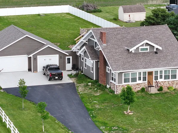 1913 N 1st St, Winterset, IA 50273