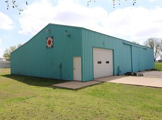 723 S Spriger St, Elnora, IN 47529