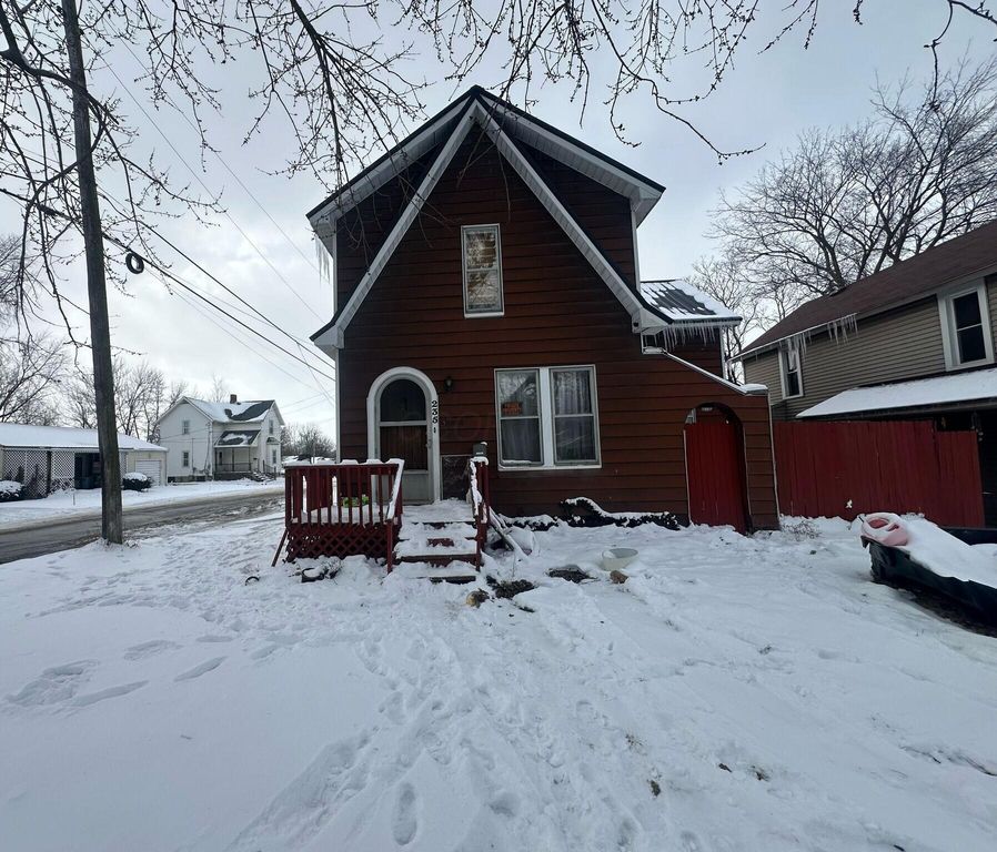 Real estate listing image