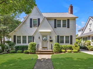 44 Fern Street, Floral Park, NY 11001