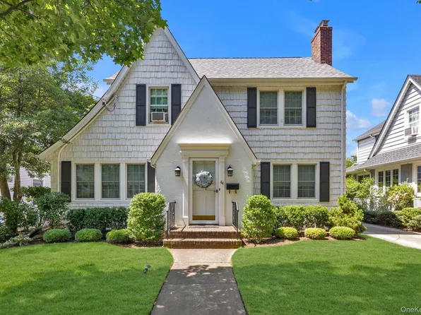 44 Fern Street, Floral Park, NY 11001