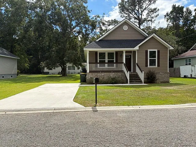 1115 Bates Ave