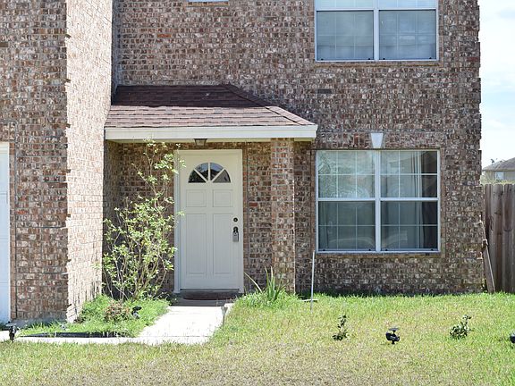 2nd image of 3145 Calle Argentina