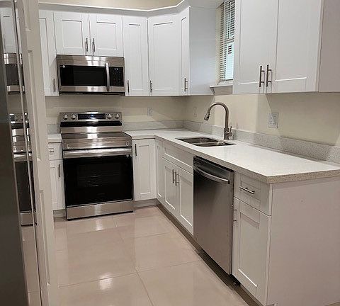 4th image of 4604-4606 15th St SW