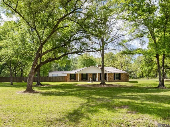 4010 Yardley Dr, Slaughter, LA 70777