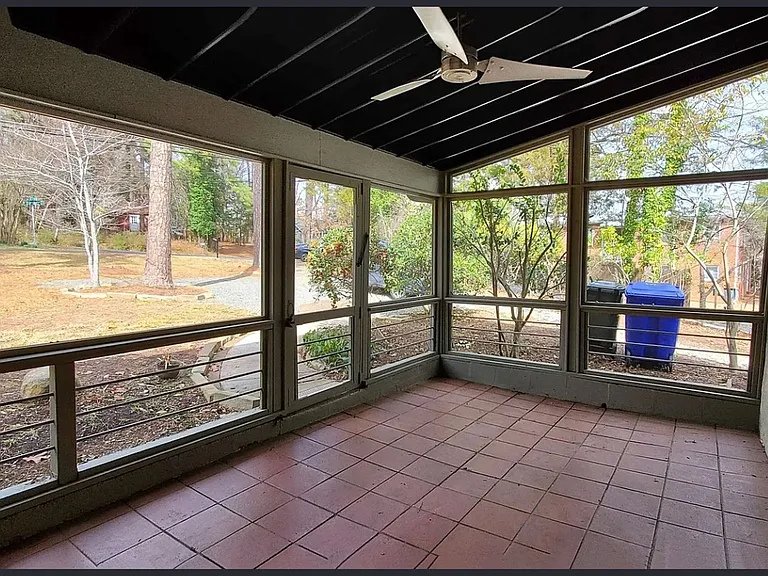 111 Barclay Rd — Photo 11