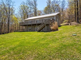 3005 Kaylee Ln, Henryville, IN 47126