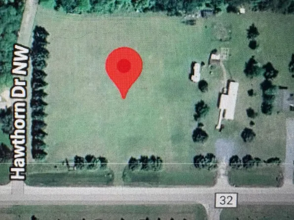 28th St NW, Baudette, MN 56623