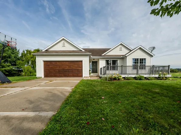 819 E Lemon Creek Rd, Berrien Springs, MI 49103