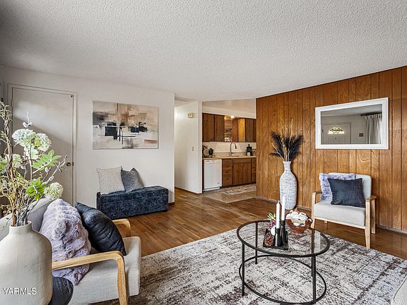 4th image of 3704 Parkway Pl