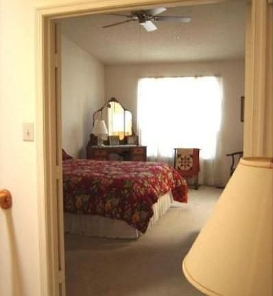 5th image of 10034 Vanderbilt Cir