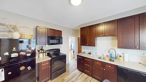 11 Heath St #1 Photo 1