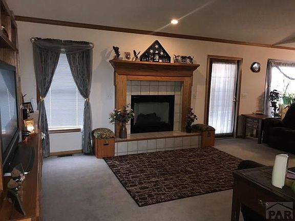 4th image of 709 Lois Ln