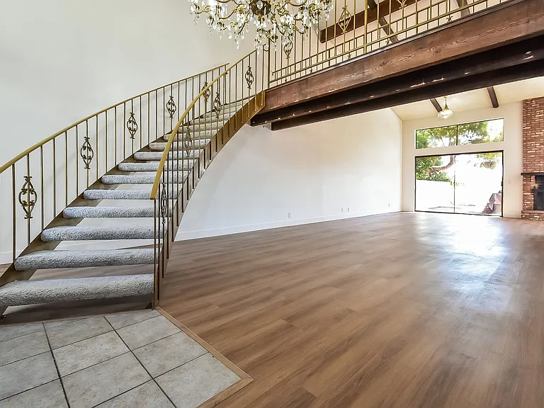 2413 Plaza Del Grande — Photo 12