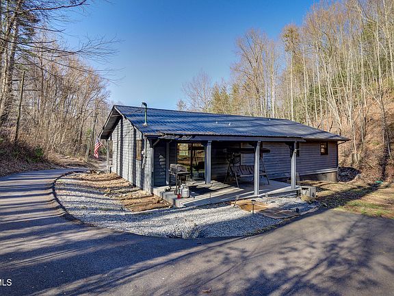 2nd image of 124 Ogle Rd