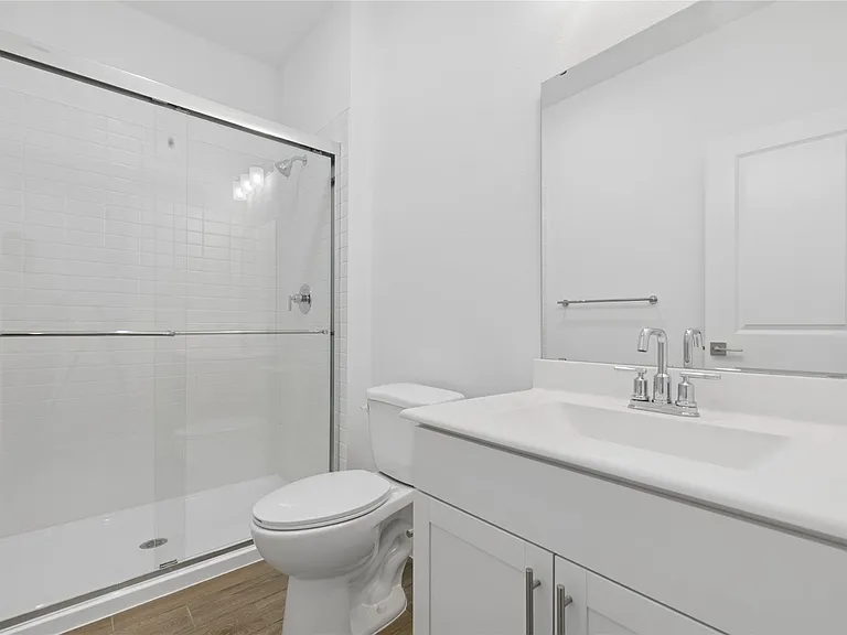 698 Daniels Lake Ln — Photo 18
