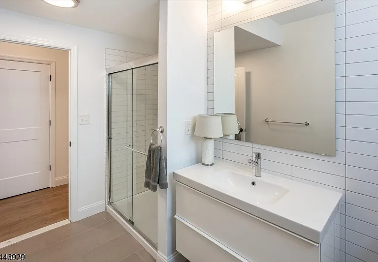 8 Willard Pl — Photo 10
