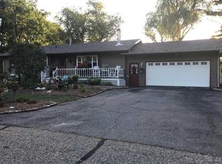 1011 Marshall Ln, Elroy, WI 53929