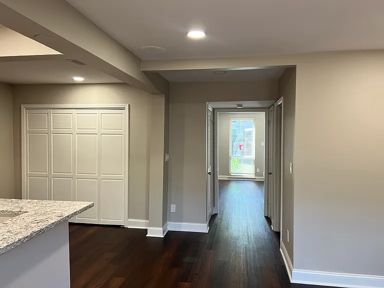 1135 Riverbend Club Dr SE — Photo 6