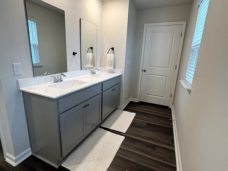 917 Shipley Way SW — Photo 17