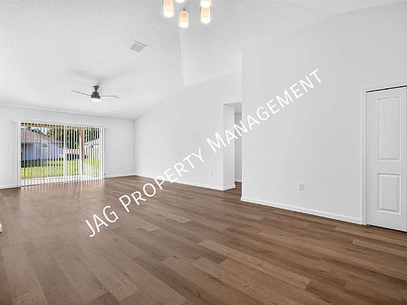 3rd image of 1036 Salina St SE