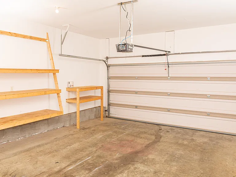 749 Whispering Brook Trce — Photo 15