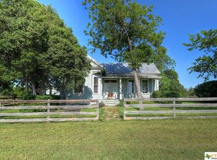 451 Willmann Rd, Seguin, TX 78155