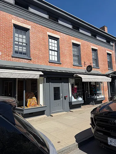 238 Warren St #E Photo 1