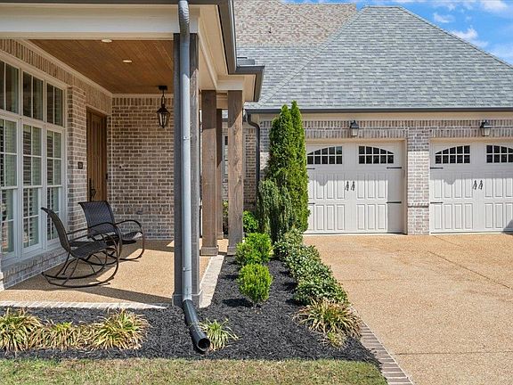 2nd image of 7836 Sophie Ln