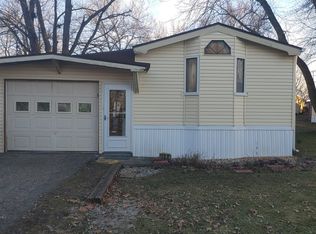 162 Dayflower Cir, Davis Junction, IL 61020